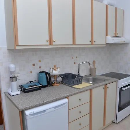 Sunny Hersonissos (Crete)