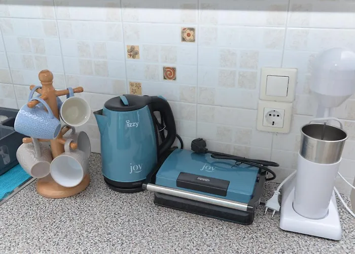 Sunny Hersonissos (Crete)